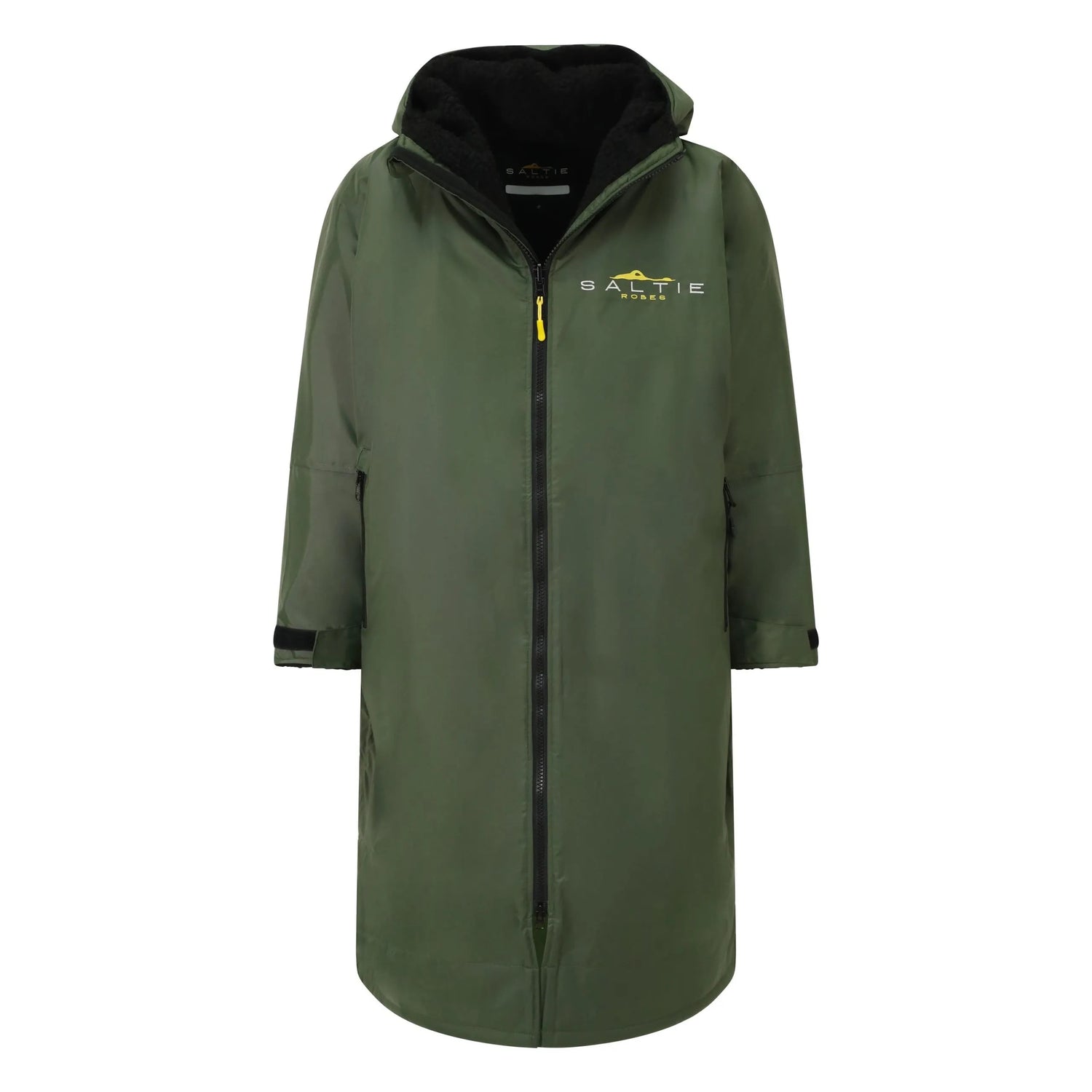 SALTIE Changing Robe in green weather resistant, perfect for changing on the beach and made using 100% recycled materials. The SALTIE changing robe is designed keep you warm and dry during your sea swim, beach walks and all of your outdoor adventures.