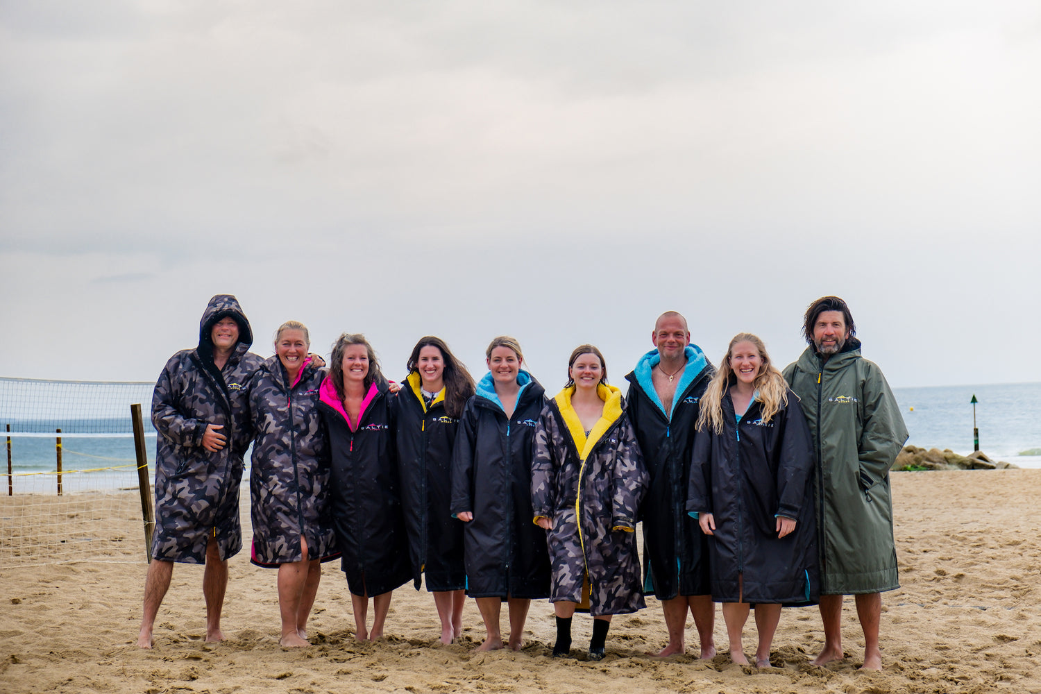 The Versatility and Benefits of a Changing Robe for Beachgoers, Sea Swimmers, and Outdoor Enthusiasts