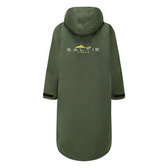  SALTIE Changing Robe in Green, weather resistant, perfect for changing on the beach and made using 100% recycled materials. The SALTIE changing robe is designed keep you warm and dry during your sea swim, beach walks and all of your outdoor adventures.